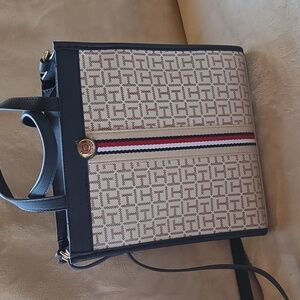 Tommy Hilfiger Chic Navy and Beige Crossbody Tote